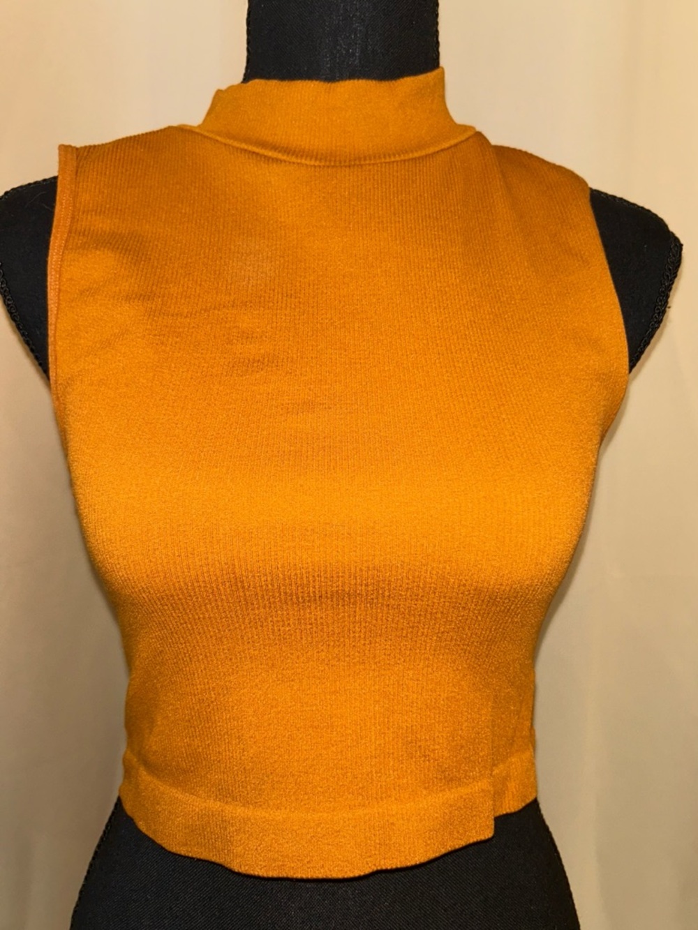 FCT Basics sleeveless mock neck fitted crop top. 8% stretch. Juniors XL. Orange